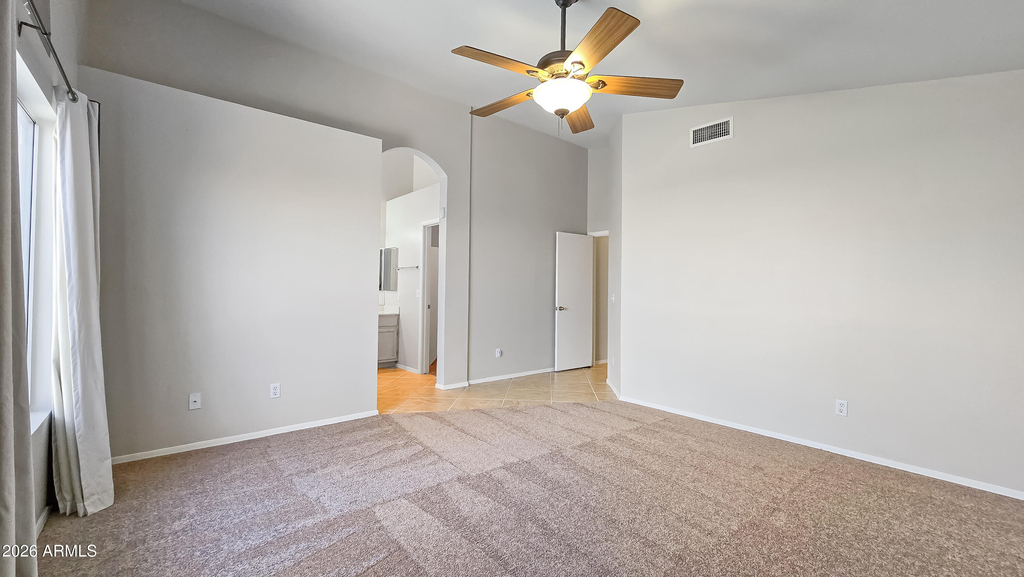 11224 W Alice Avenue - Photo 9