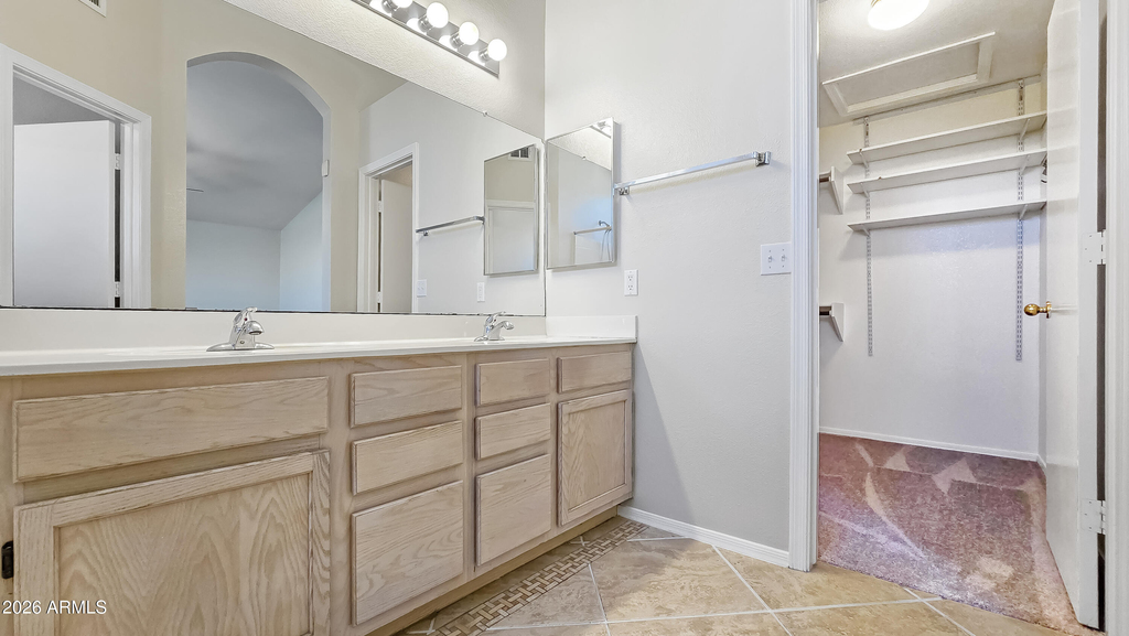11224 W Alice Avenue - Photo 17