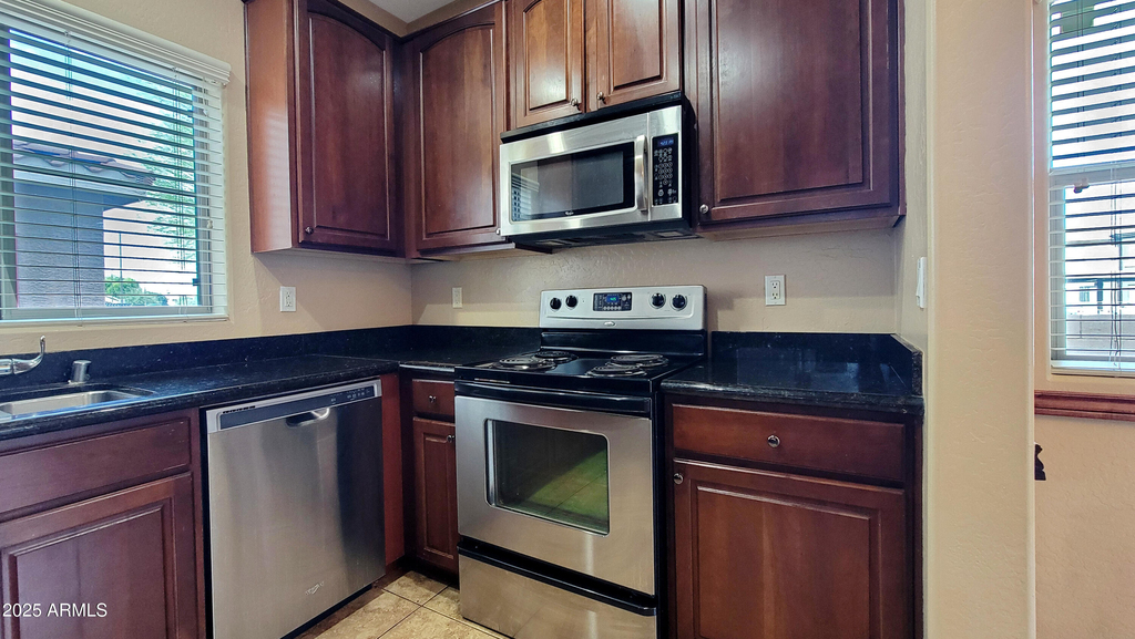2515 N 148th Drive - Photo 8