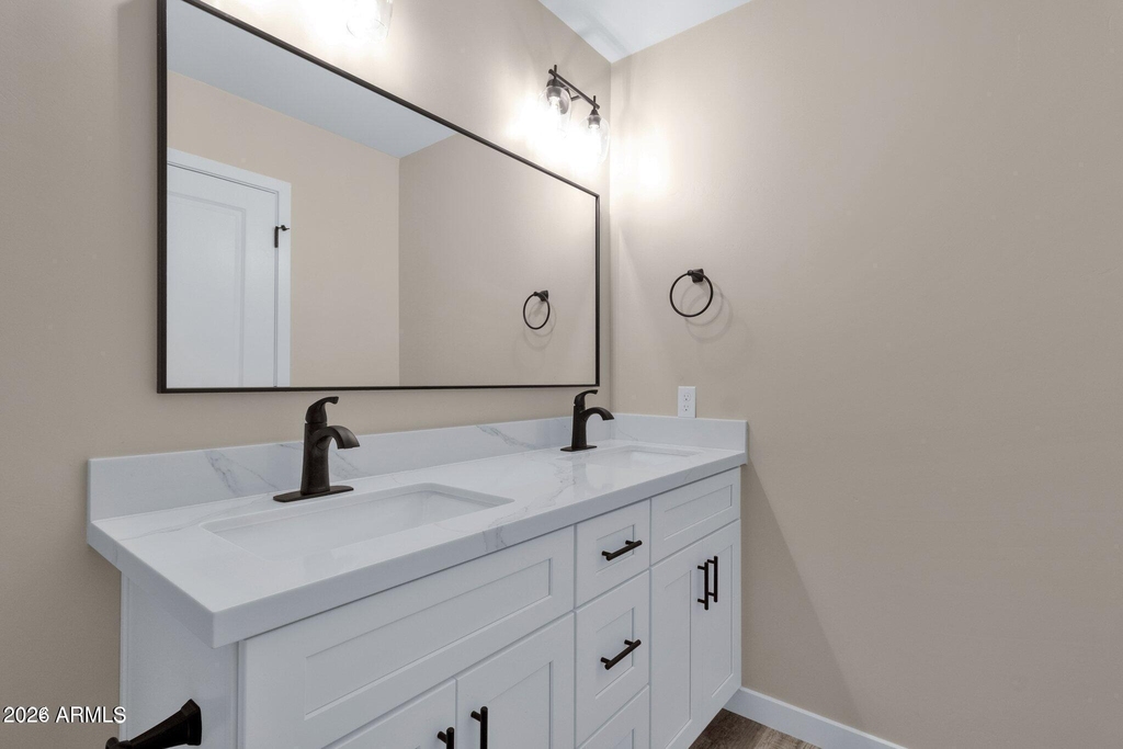 1134 E Loyola Drive - Photo 21