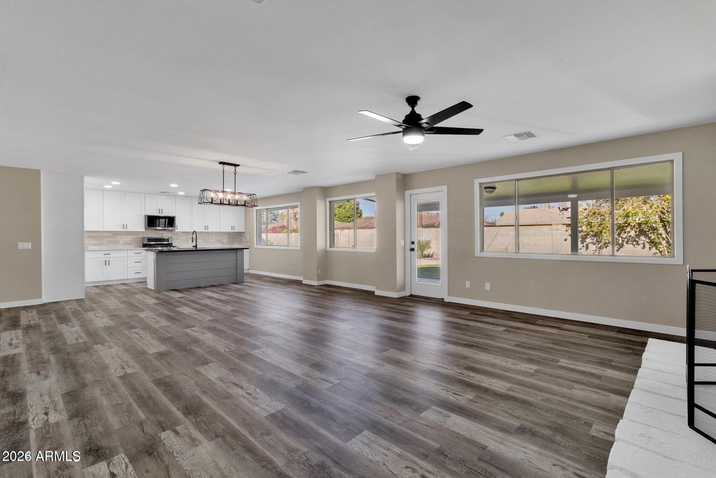 1134 E Loyola Drive - Photo 5