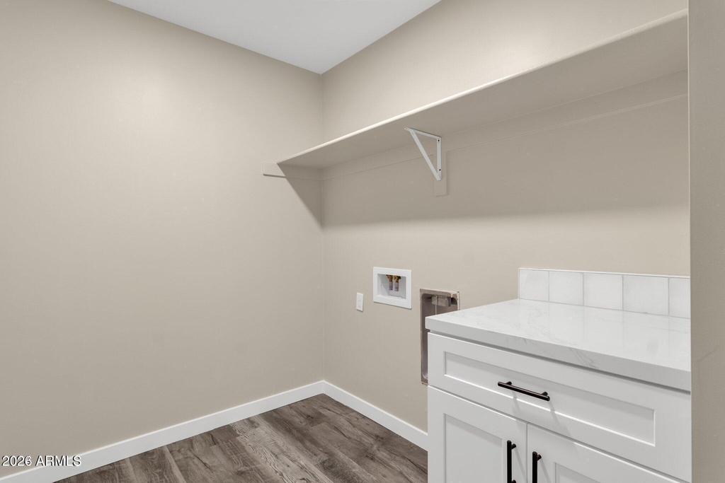 1134 E Loyola Drive - Photo 8