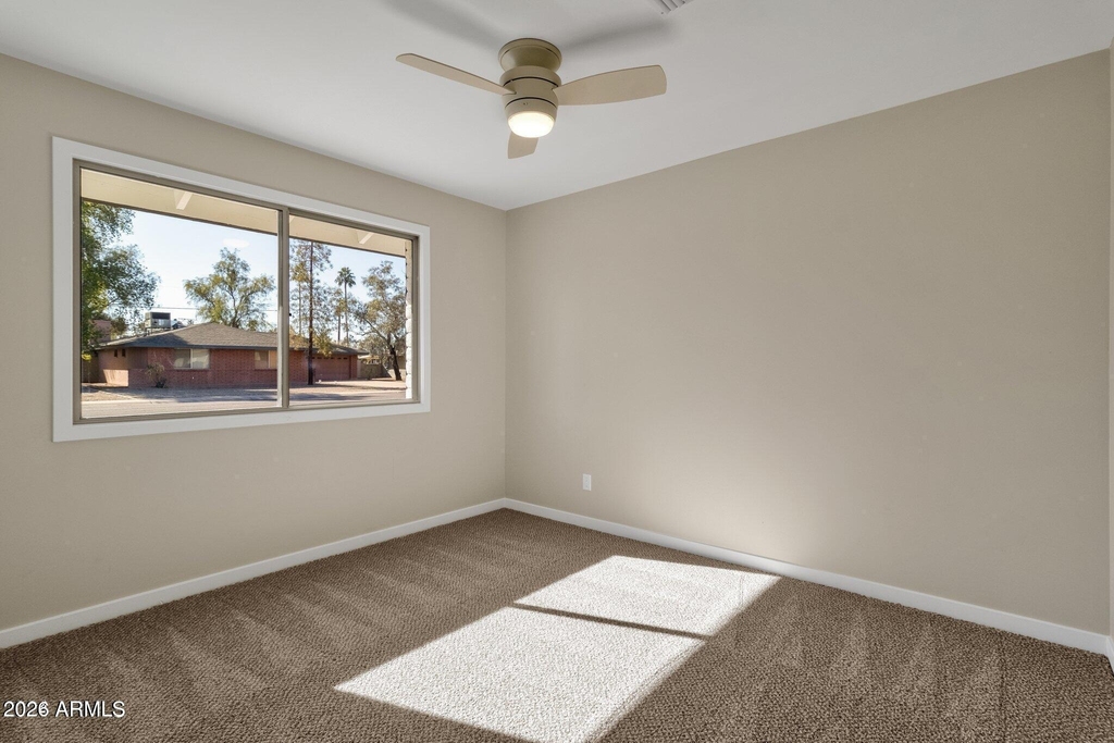 1134 E Loyola Drive - Photo 18