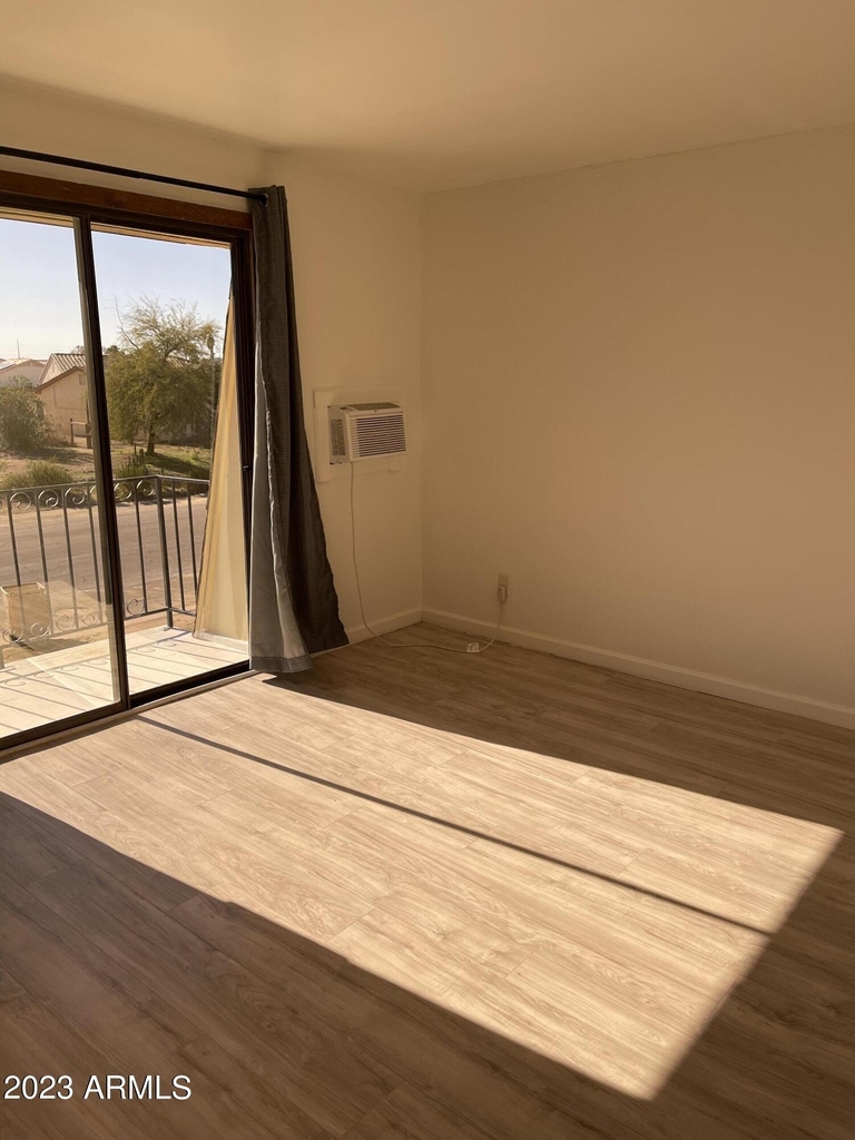 8220 W Monaco Boulevard - Photo 2