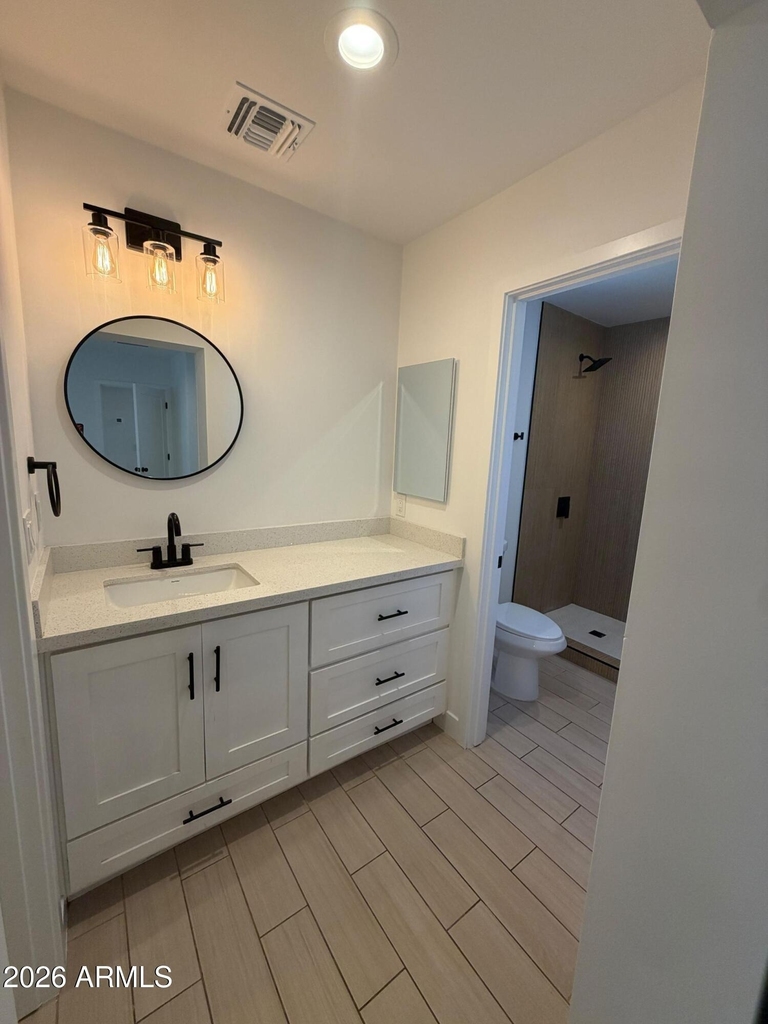 330 E Whitton Avenue - Photo 9