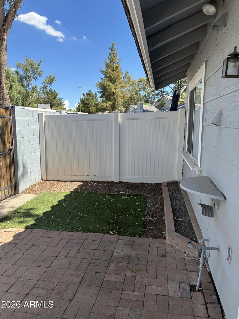 860 N Mcqueen Road - Photo 15