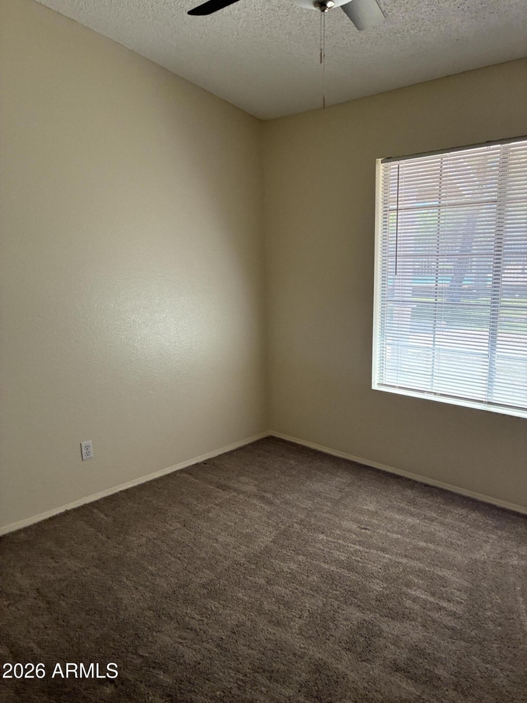 860 N Mcqueen Road - Photo 10