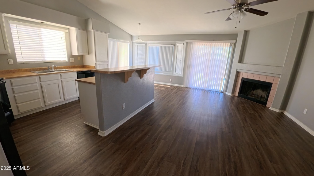 6218 E Colby Street - Photo 3