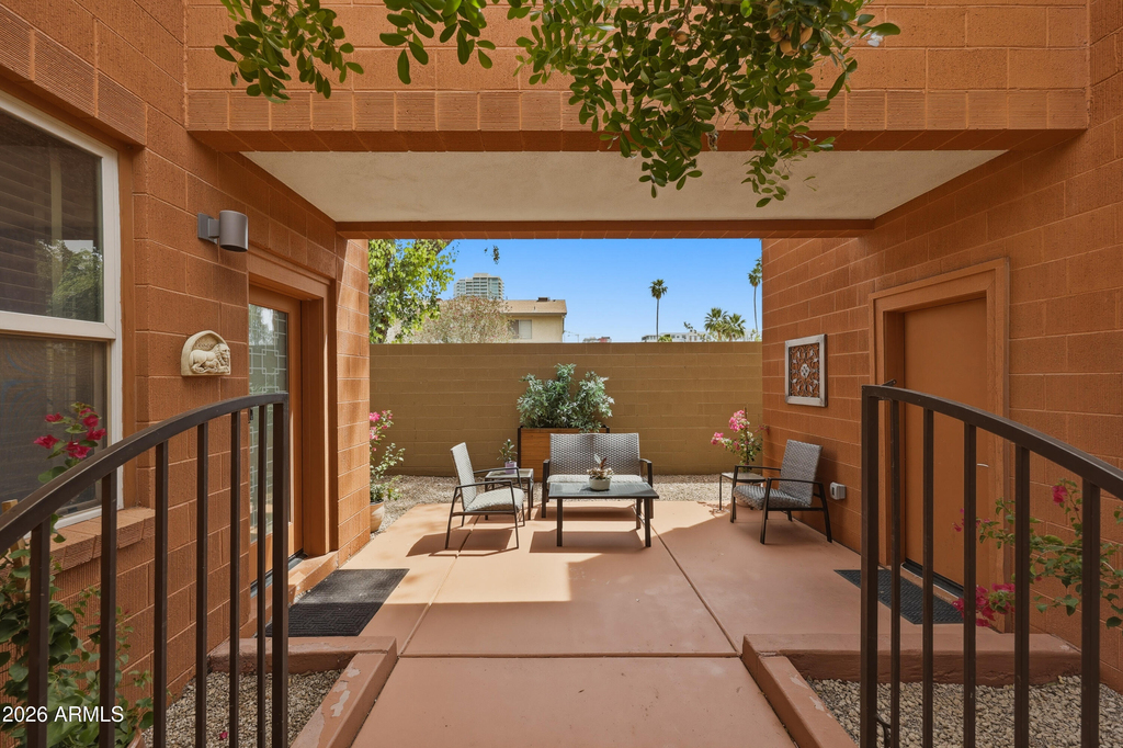 641 S Roosevelt Street - Photo 23