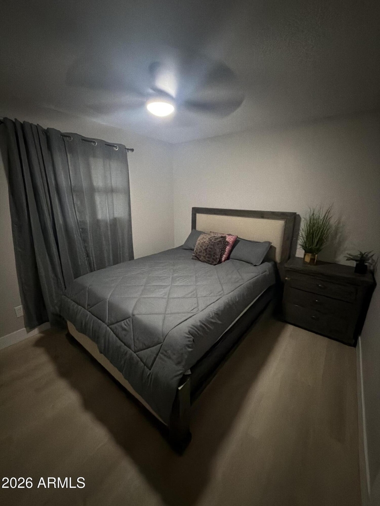2502 N 22nd Drive - Photo 5