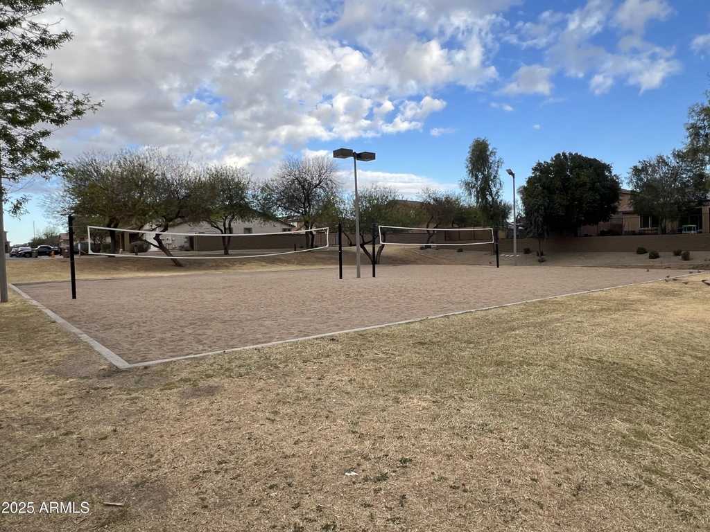 17870 W Hadley Street - Photo 19