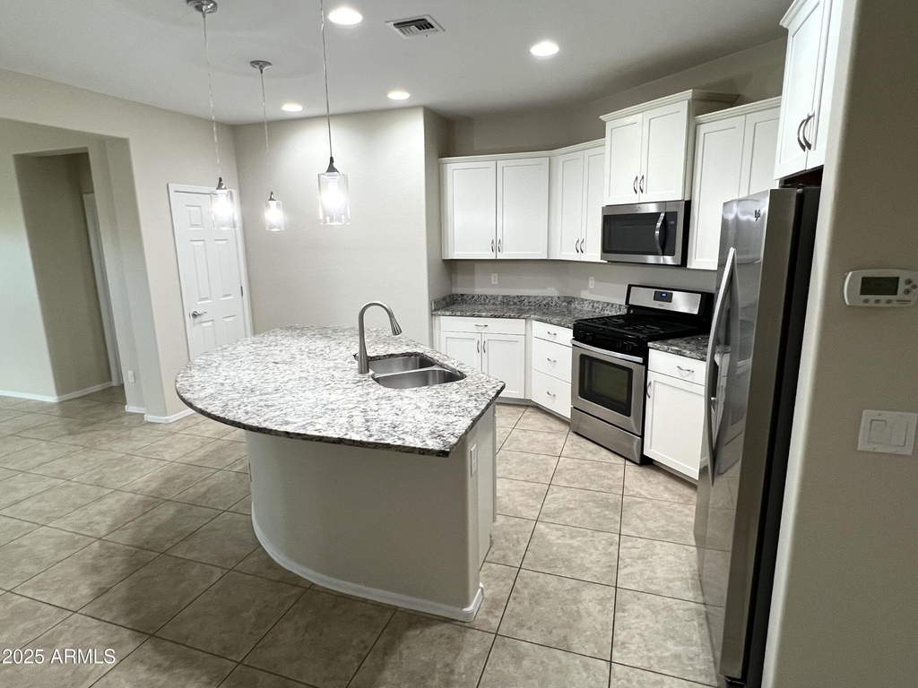 17870 W Hadley Street - Photo 2