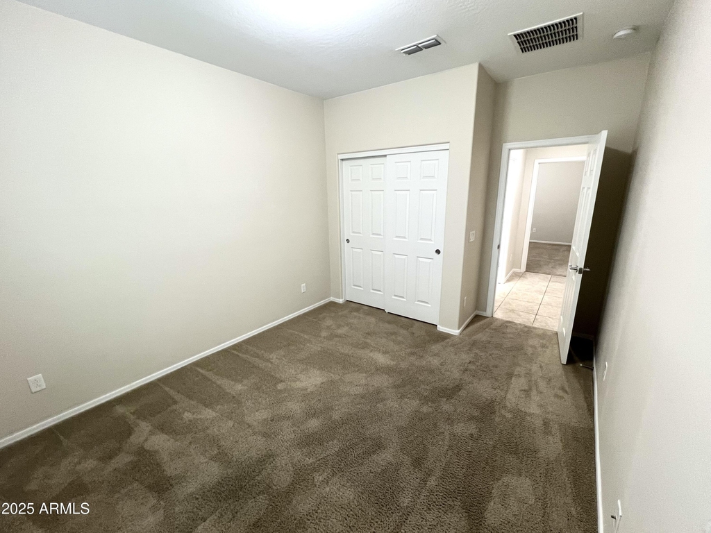 17870 W Hadley Street - Photo 12