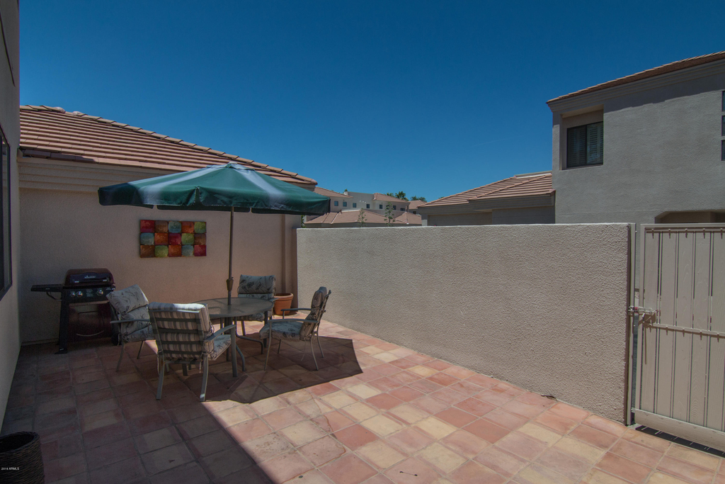 8270 N Hayden Road - Photo 25