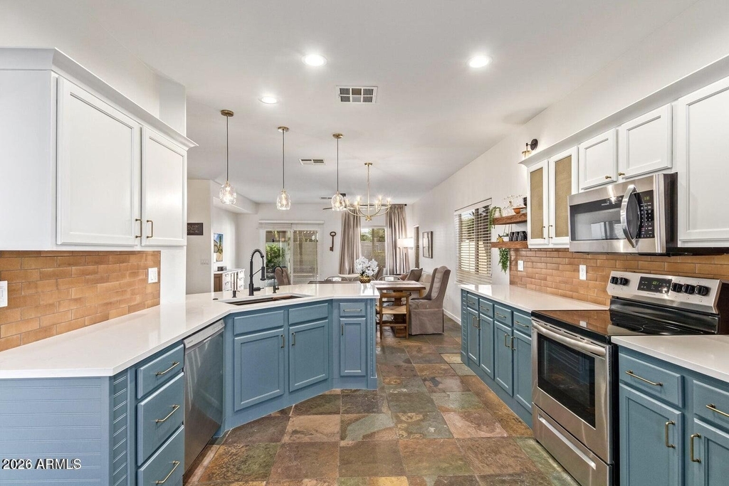 2096 E Riviera Drive - Photo 10