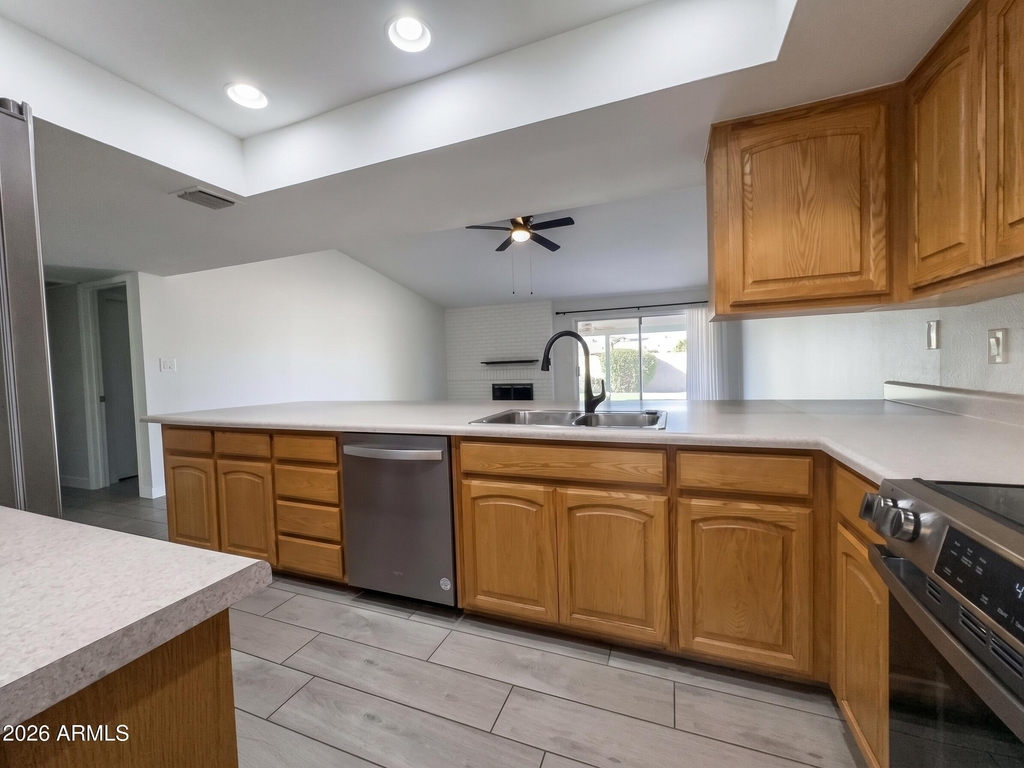 4222 E Winnetka Drive - Photo 7