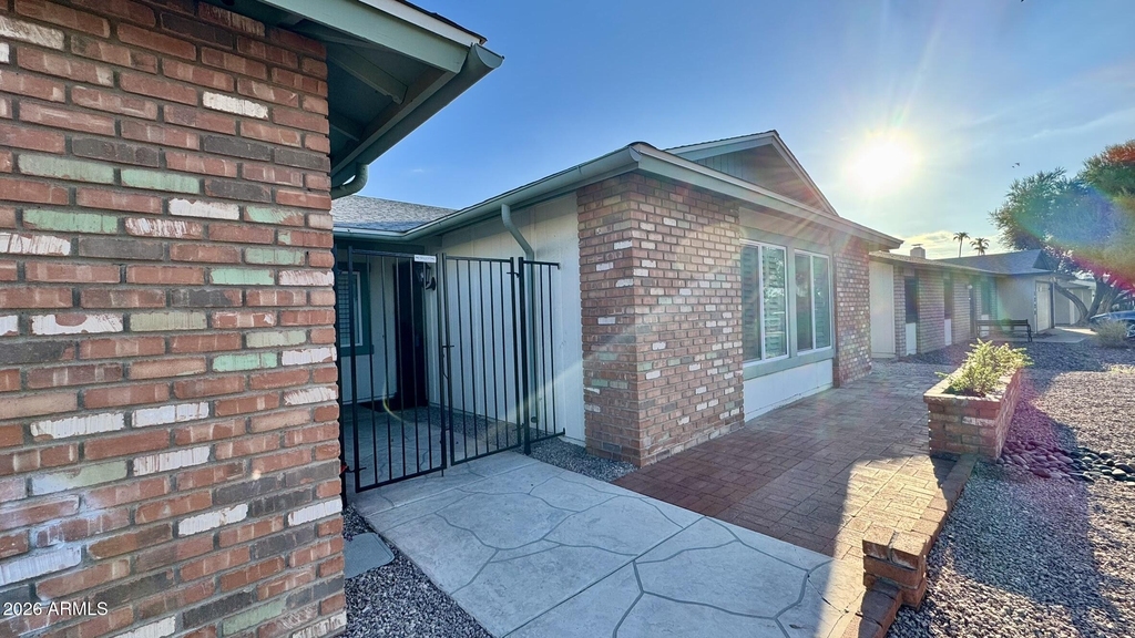 4222 E Winnetka Drive - Photo 3
