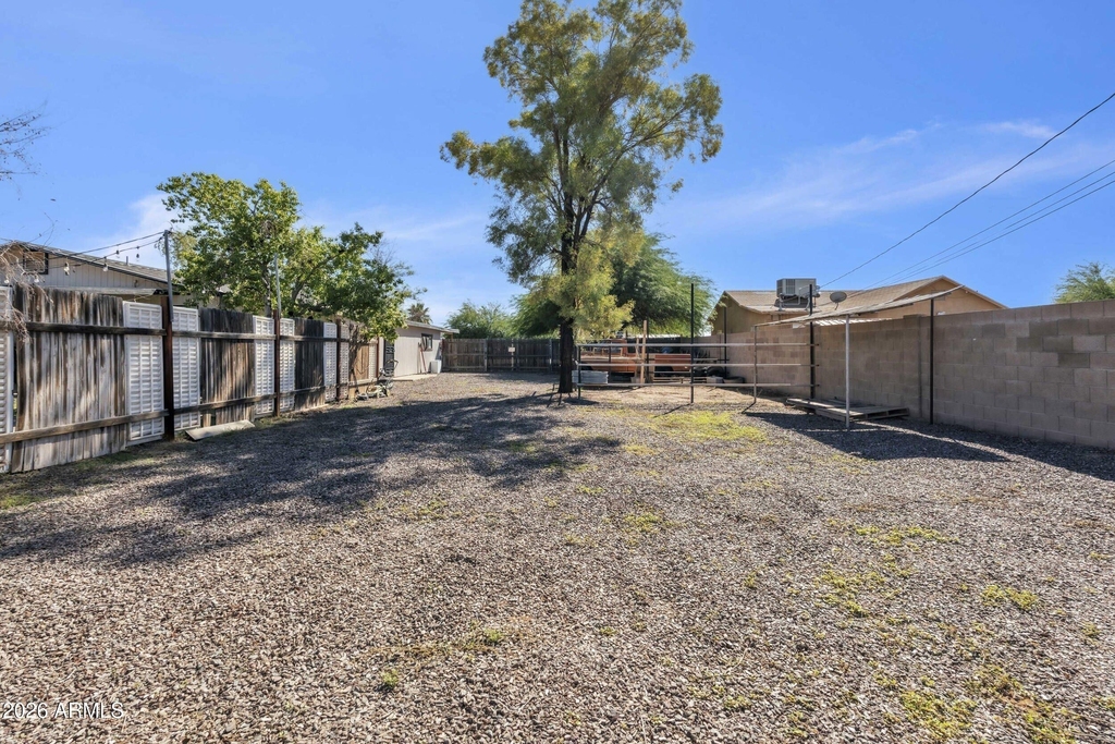 340 W Lindbergh Avenue - Photo 44