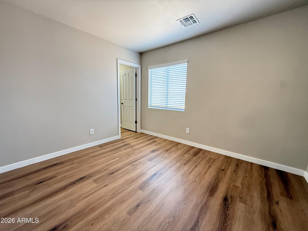 11534 W Longley Lane - Photo 22