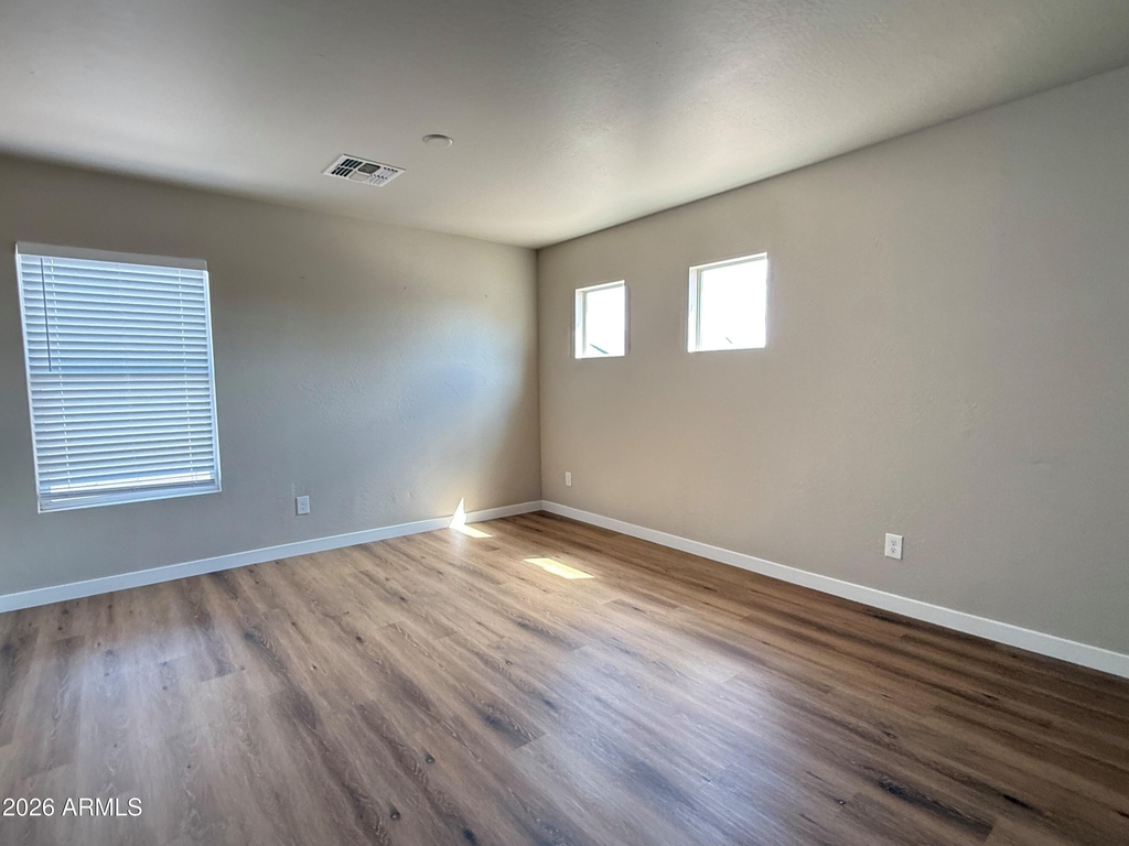 11534 W Longley Lane - Photo 12