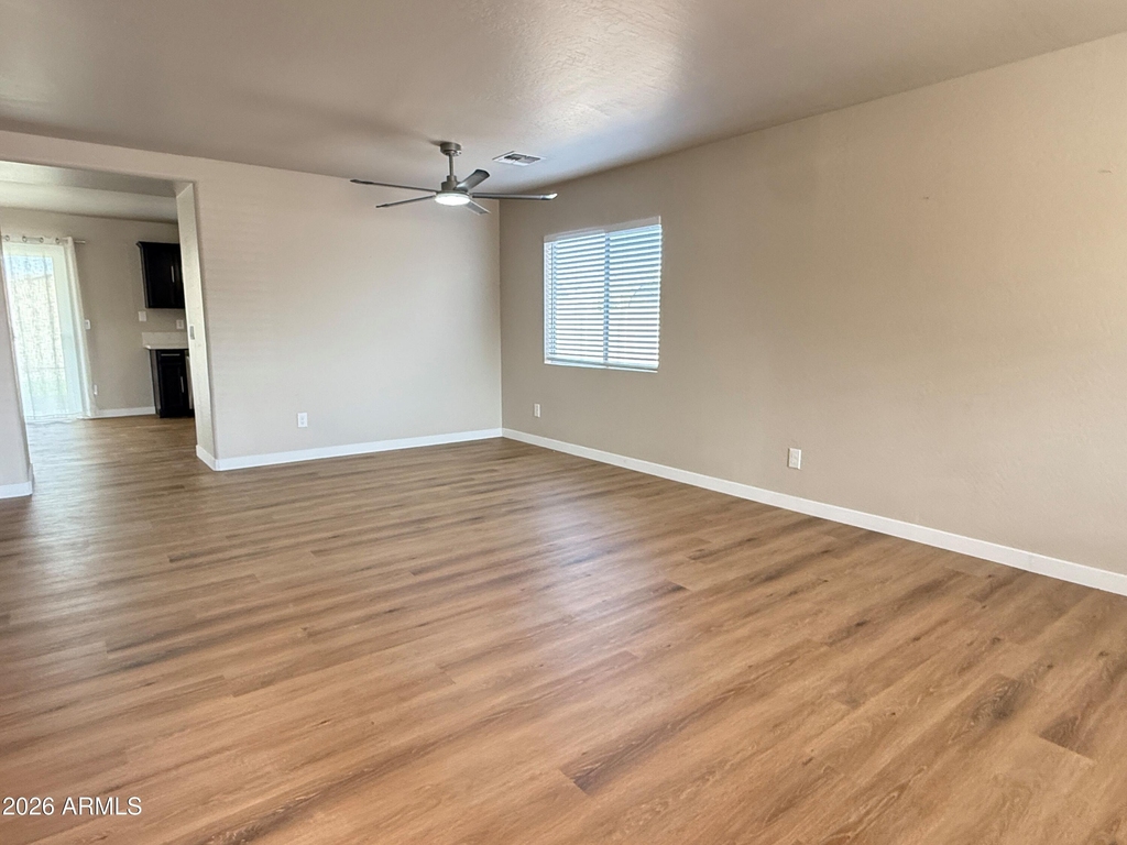 11534 W Longley Lane - Photo 2