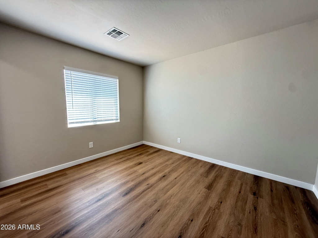 11534 W Longley Lane - Photo 19