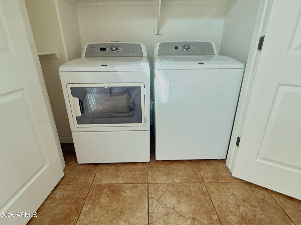 330 S Farmer Avenue - Photo 18