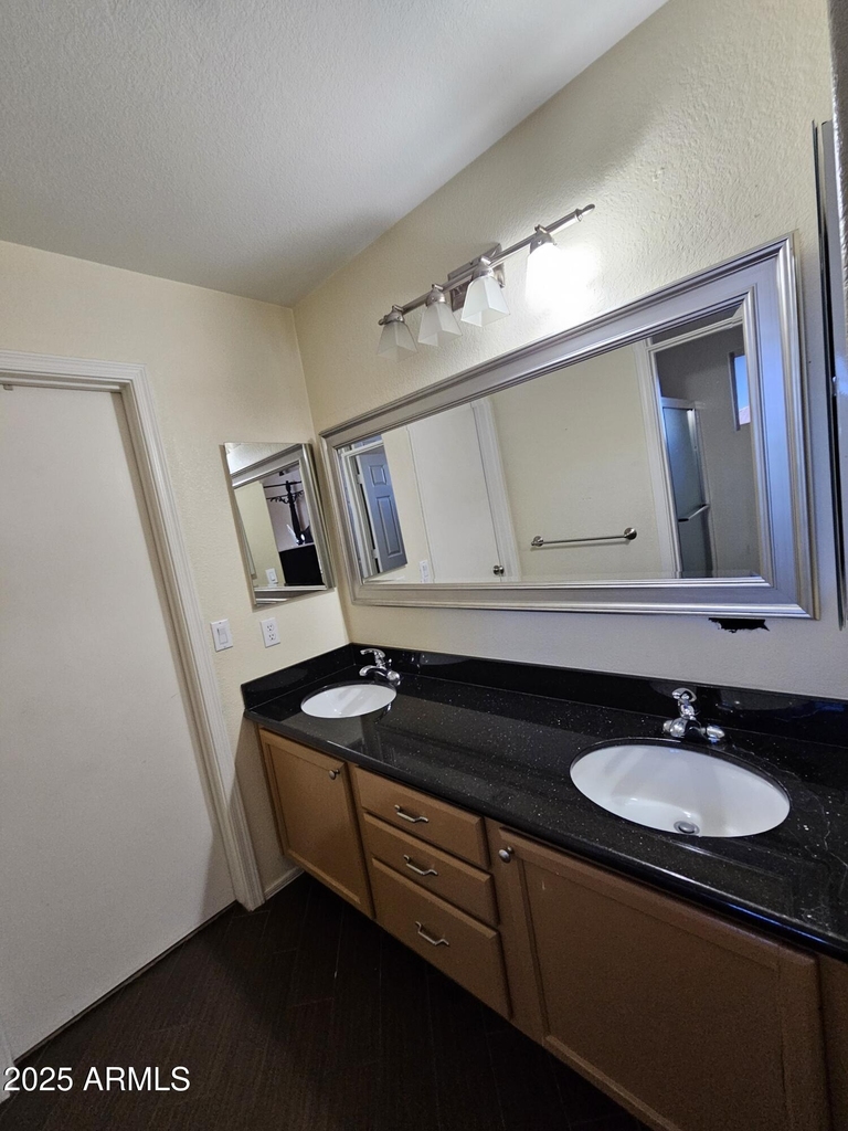 393 W Colt Road - Photo 7