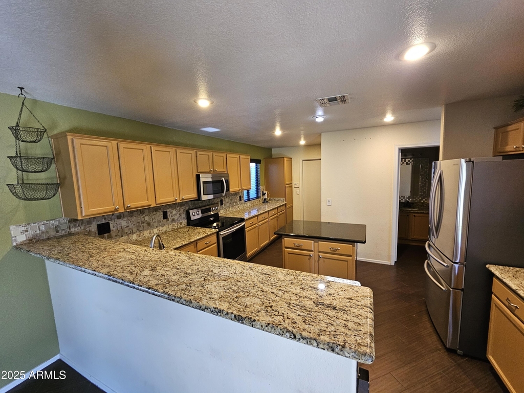 393 W Colt Road - Photo 3