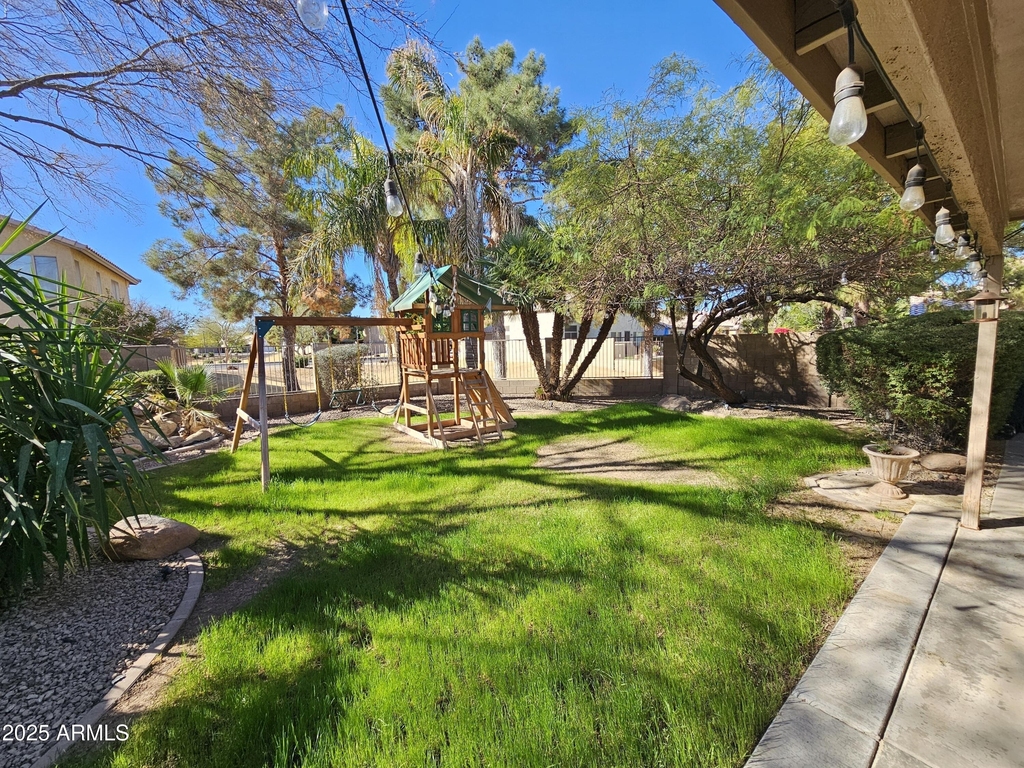 393 W Colt Road - Photo 9