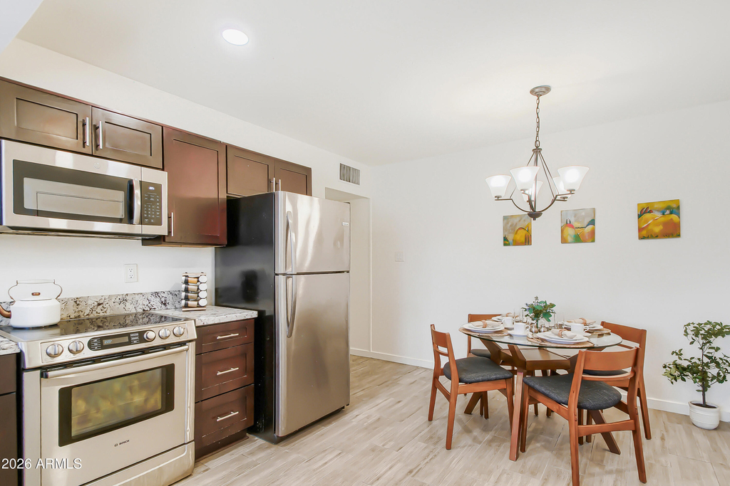 800 W Howe Street - Photo 17