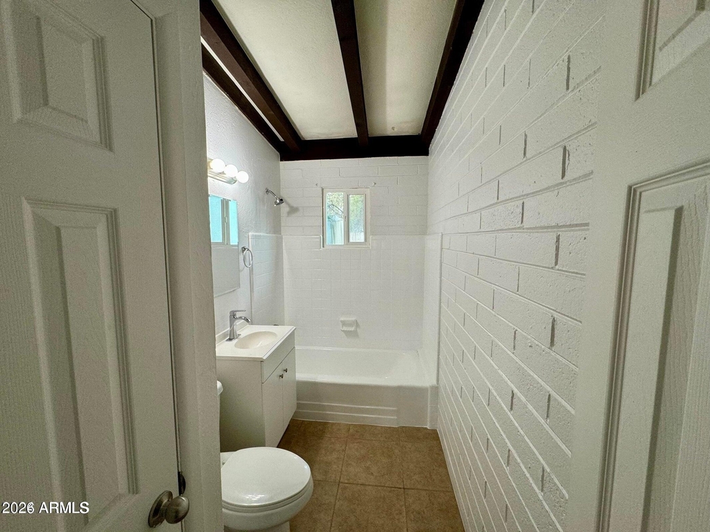514 W 13th Street - Photo 12
