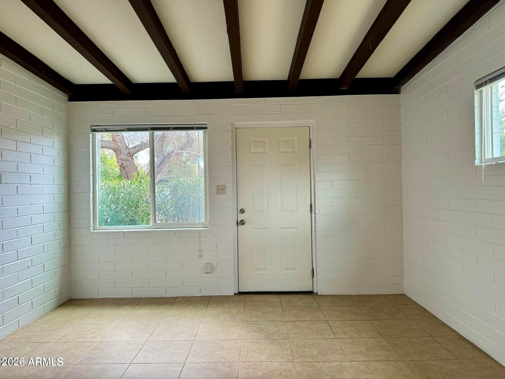 514 W 13th Street - Photo 3