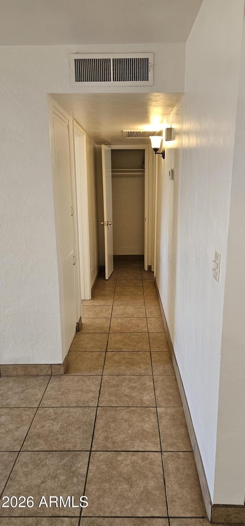 110 S Allen -- - Photo 7
