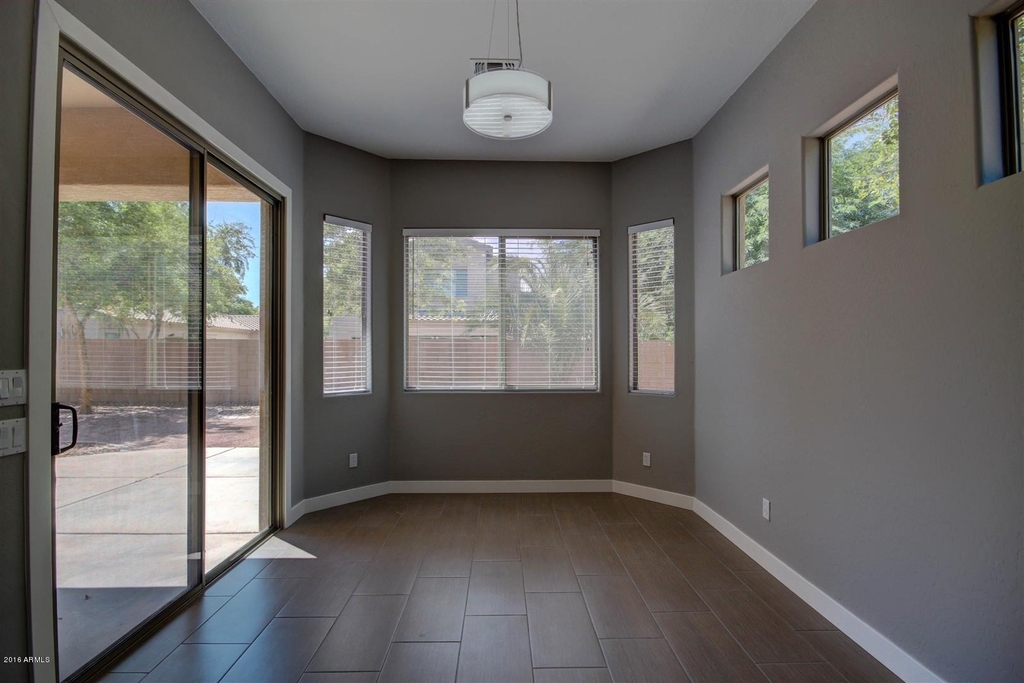4027 E Marshall Avenue - Photo 15