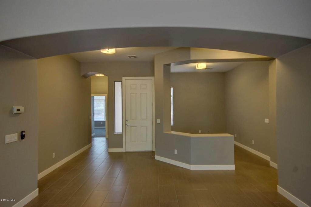 4027 E Marshall Avenue - Photo 9