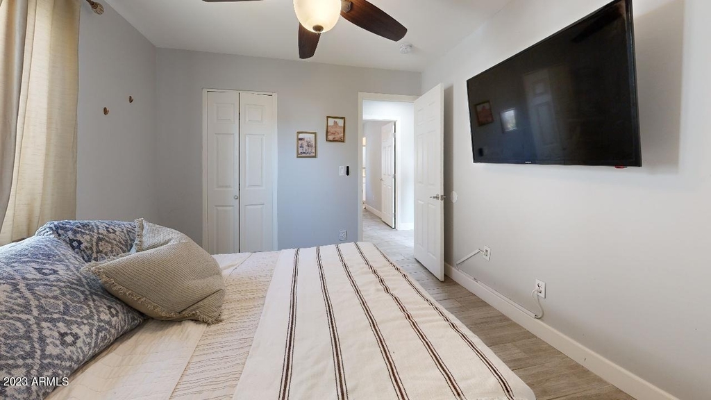 5426 S College Avenue - Photo 14