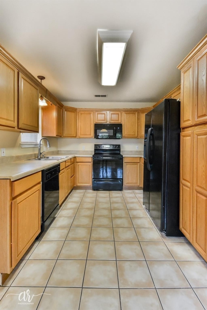 2733 Melissa Lane - Photo 12