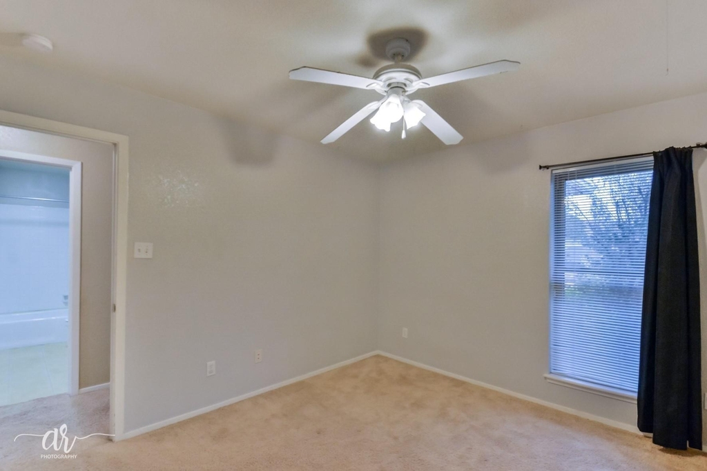 2733 Melissa Lane - Photo 26