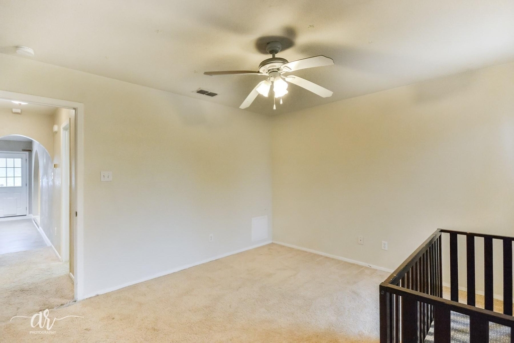2733 Melissa Lane - Photo 23