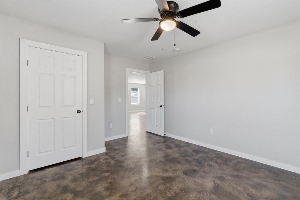 612 W Coffin Street - Photo 9