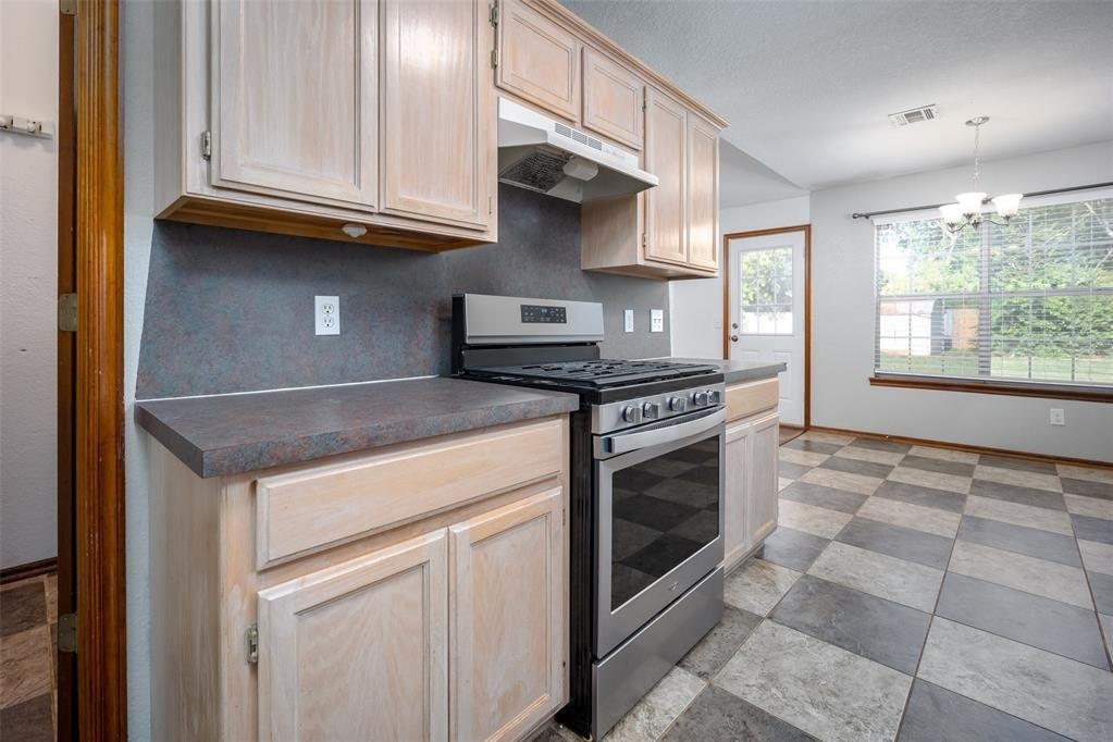 424 Crest Place - Photo 5