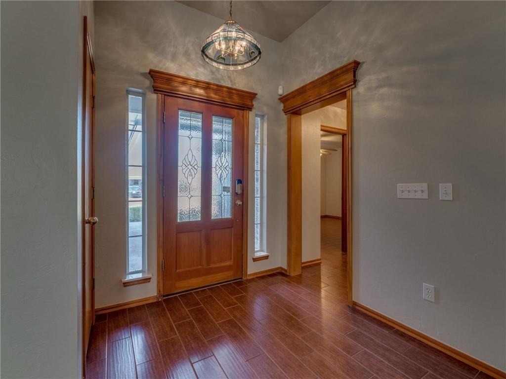 1004 Sw 127th Place - Photo 5
