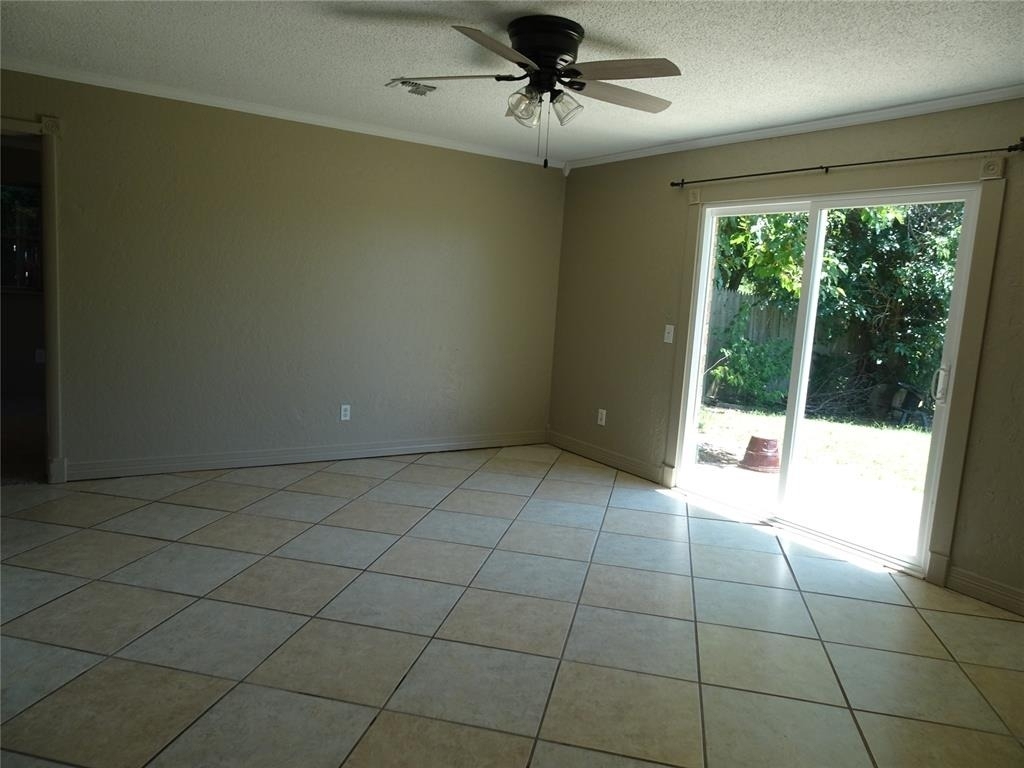 600 Oak Creek Drive - Photo 6