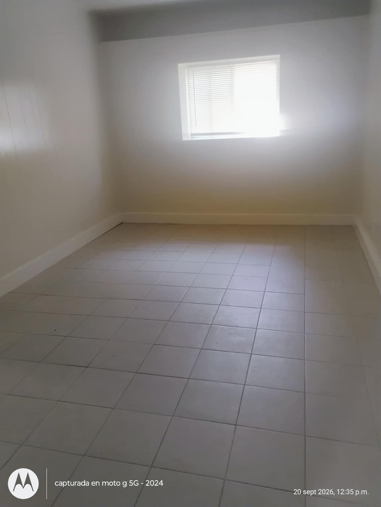 1426 Shorecrest Drive - Photo 7
