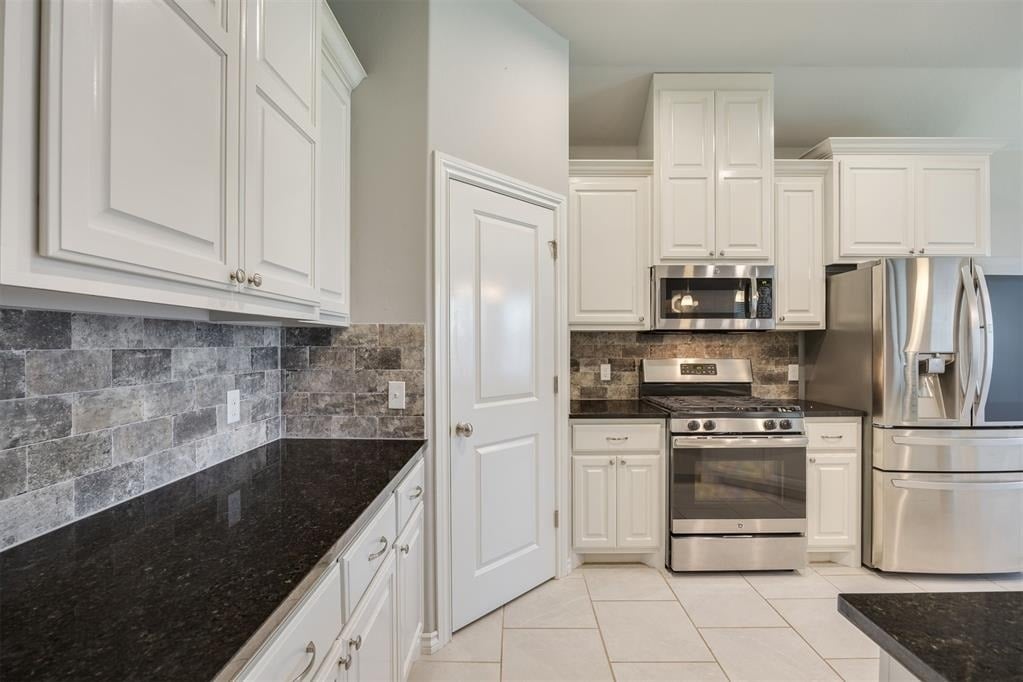 3812 Presidio Circle - Photo 9