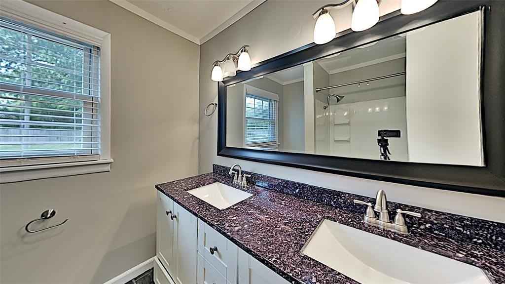 2817 Clermont Place - Photo 9