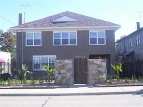 1122 N Zang Boulevard - Photo 0