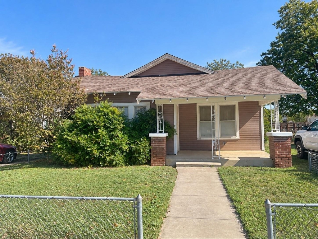 349 Jeanette Street - Photo 1