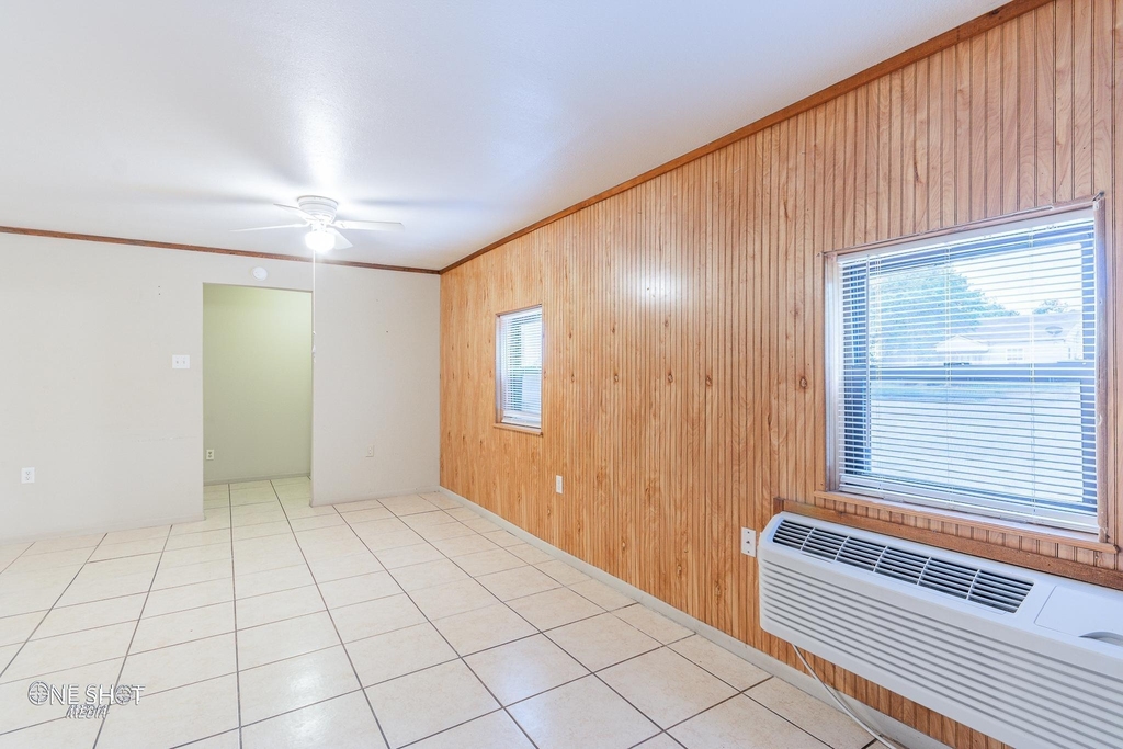 104 College Drive - Photo 10